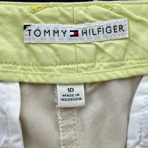 Tommy Hilfiger beige bermudas - Picture 5 of 7